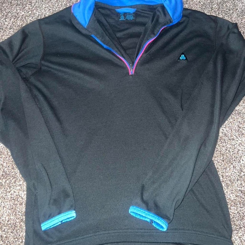 VTG Nike ACG black quarter zip sweatshirt Size M